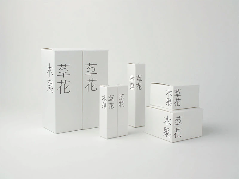 「草花木果」パッケージ